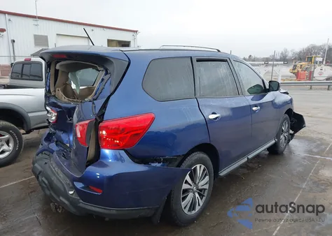 2017 Nissan Pathfinder S из США, поврежденный, VIN 5N1DR2MM2HC634495